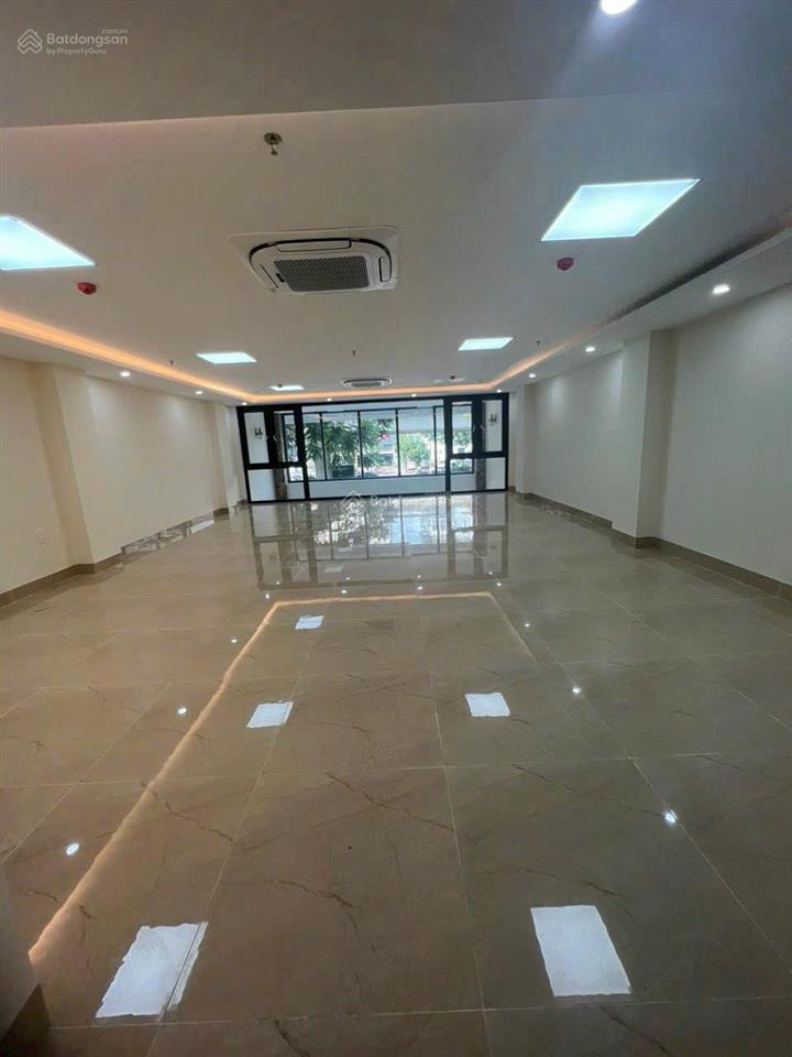 Chính chủ cho thuê vp mặt phố khuất duy tiến, diện tích 100m2, sàn đẹp.  0982 908 ***