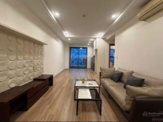 Bán căn hộ b1 sky central 176 định công diện tích 65m sổ đỏ chính chủ thiết kế 2 ngủ 2 wc