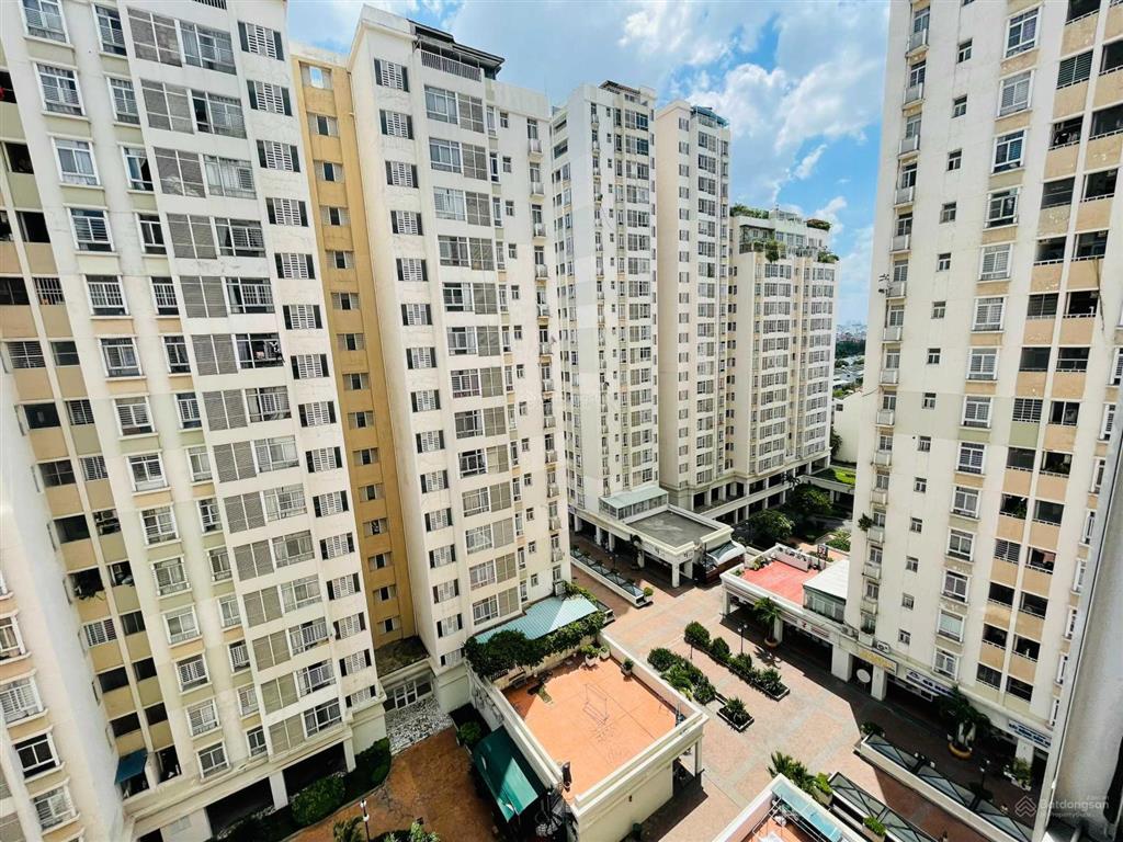 Cần cho thuê 2pn 1wc chỉ với 10tr, nội thất đầy đủ tại sky garden 3, pmh,  0911 090 ***