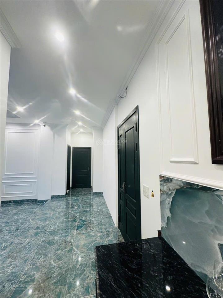 Chính chủ bán khách sạn 6 tầng, khu du lịch cao cấp ao tiên  vân đồn  56 tỷ