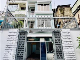 Mặt tiền trung tâm phú nhuận  61m  4 tầng  5pn  ngang 4.6m  xe hơi ngủ trong nhà