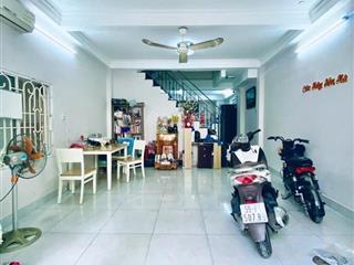 Nhà đẹp huỳnh văn bánh hẻm xe hơi sát mặt tiền nở hậu 3 tầng 4pn ngang 4.3m  9.xtỷ