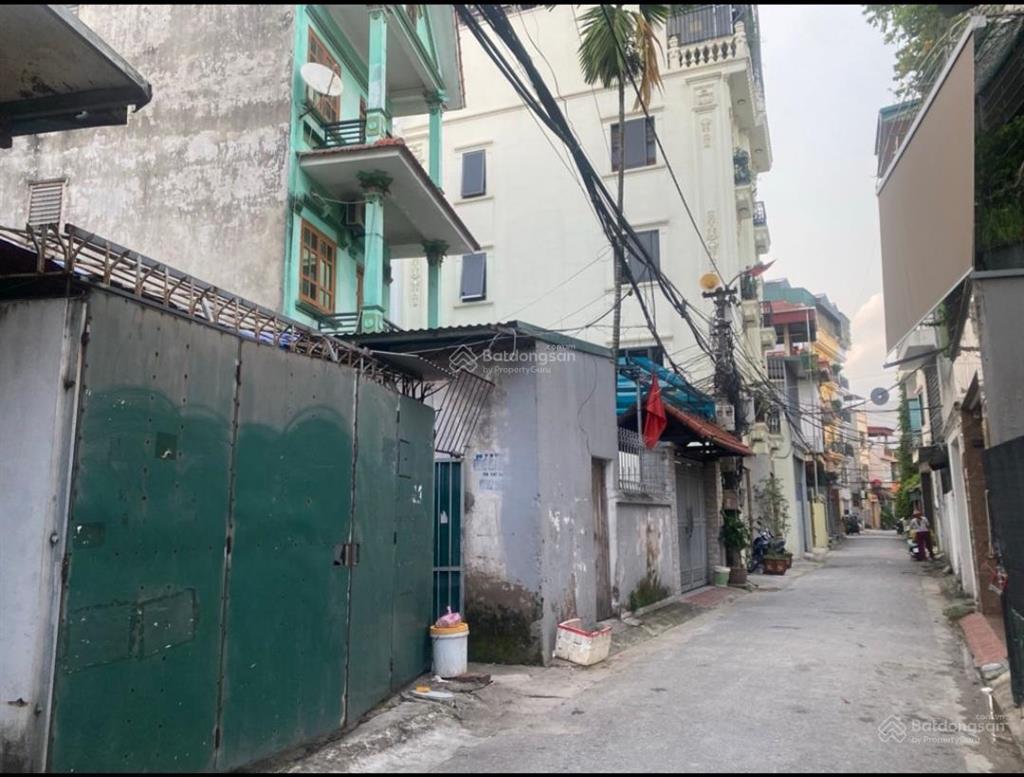 Bán đất giang biênvuông đẹp ô tô thôngvào đấtgần mặt phố mặt tiền rộng105m 13,5 tỷ