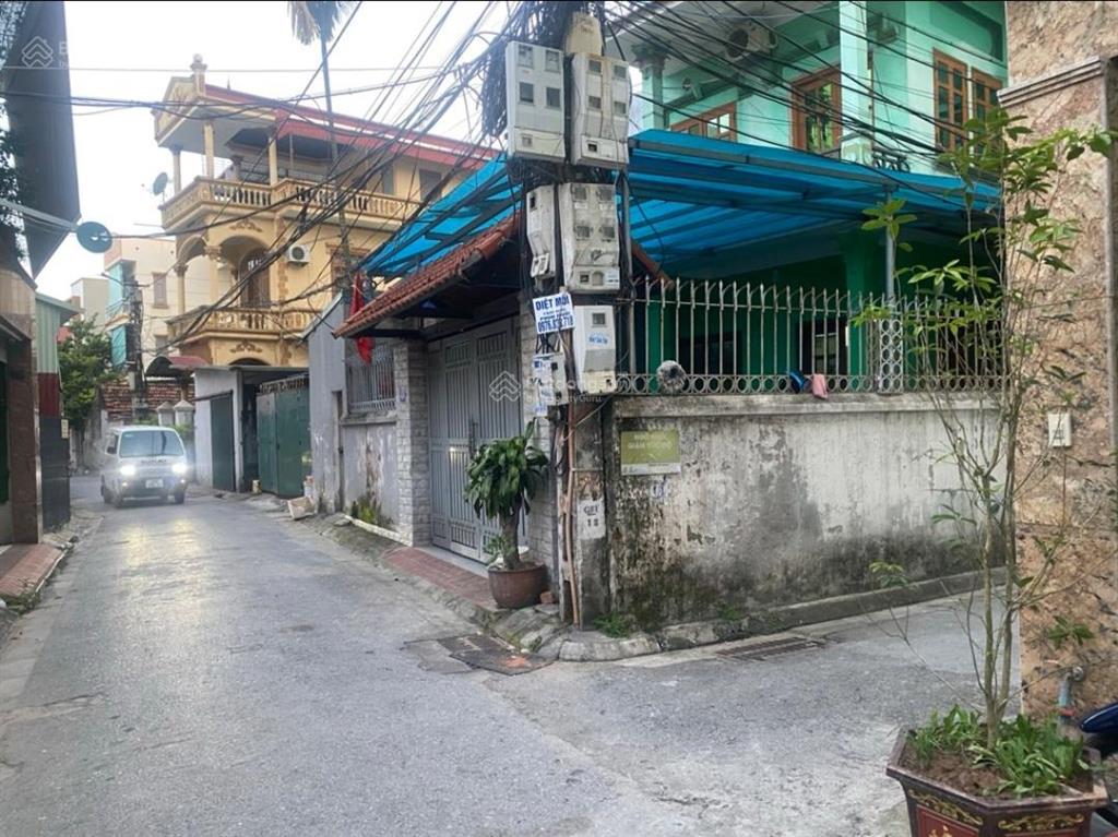 Bán đất giang biênvuông đẹp ô tô thôngvào đấtgần mặt phố mặt tiền rộng105m 13,5 tỷ