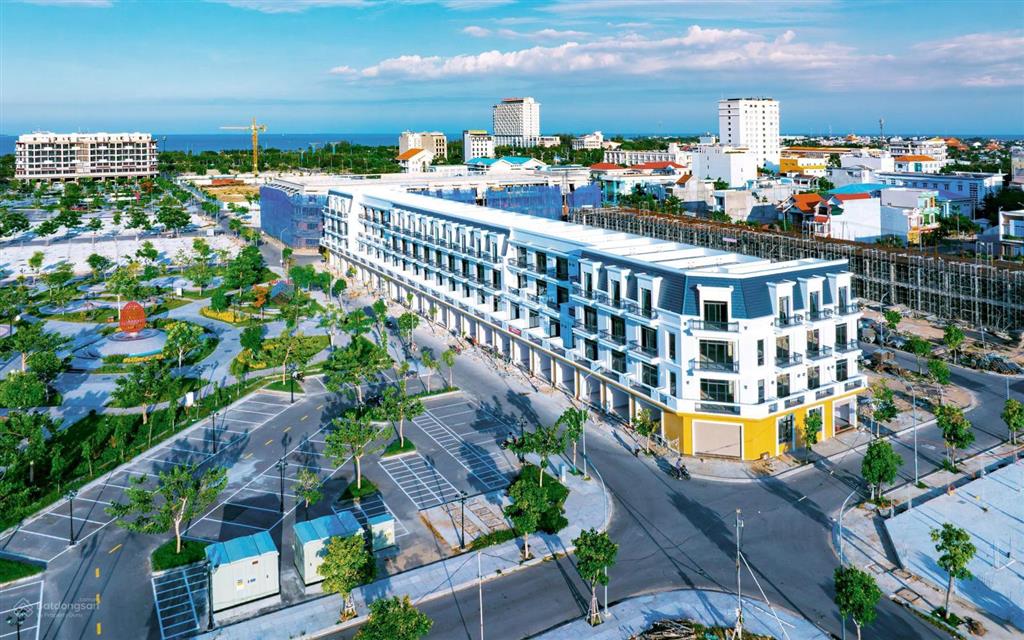 Bán nhà liền kề 4 tầng tại biển bình sơn ocean park phan rang 5,6 tỷ vnd, 81m2, giá cực chất