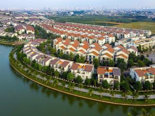 Cần bán gấp biệt thự mặt hồ 226m2 giá rẻ nhất vinhomes thăng long, nam an khánh, hoài đức