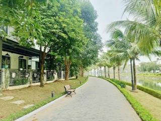 Bán gấp biệt thự đơn lập mặt hồ vinhomes thăng long nam an khánh giá tốt