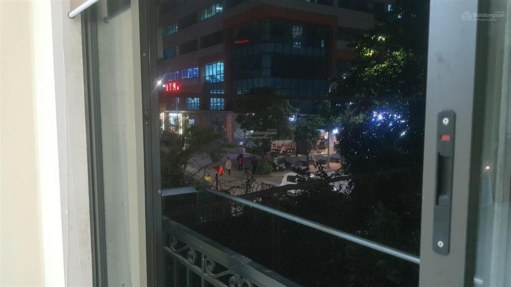 Cho thuê chung cư mini 30m2 có đồ tại số 92 ngõ 34 hoàng cầu