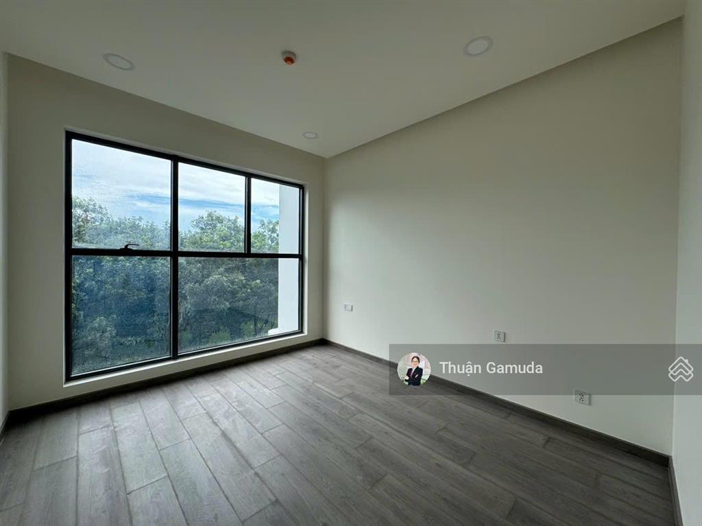 Chỉ 12,5tỷ  dt 160m2  4pn4wc duplex thông tầng diamond centery vị trí đẹp, căn hộ có dt lớn nhất