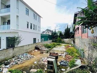 Cần bán lô đất để dành xây villa sân vườn nghỉ dưỡng kd đường tô hiệu, p8, đà lạt