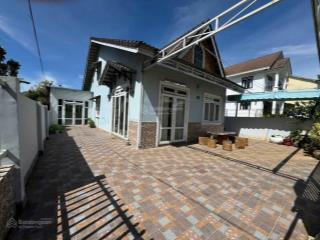 Bán đất tặng căn nhà như hình đường cô giang, phường 9, đà lạt 235m2