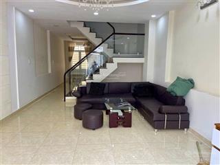 Cần bán căn nhà tại kqh goldenhill nguyễn trung trực, đà lạt đường xe hơi đậu trước nhà