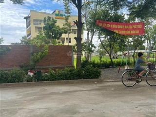 Ban lô đất co 1 không 2 ngay công viên phường 15 go vấp dt 4 x10 gia 3,95 ty