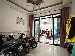 Ban nha đường thống nhất phường 11 vi tri ngay bệnh viện hồng đức dien tích 4,3 x 12.5 gia 4,25 ty