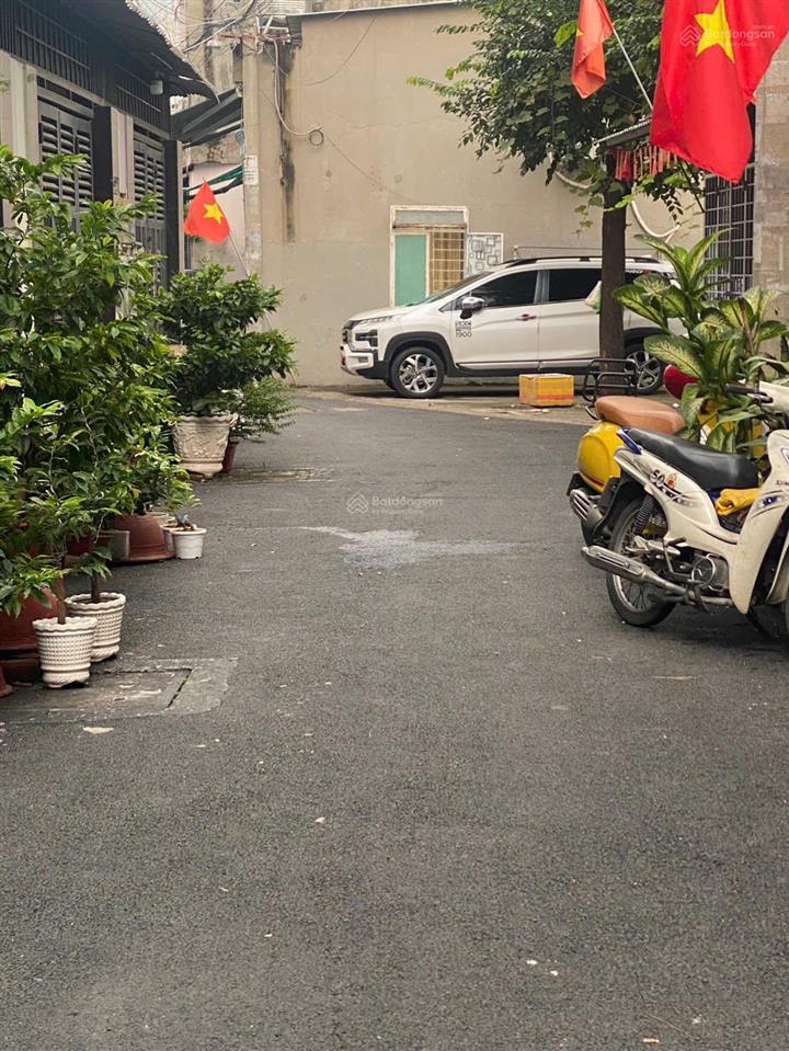 Ban nha 3 lâu xe hơi phương 9 go vấp diện tích 4 x13 gia giảm con 6,58 ty