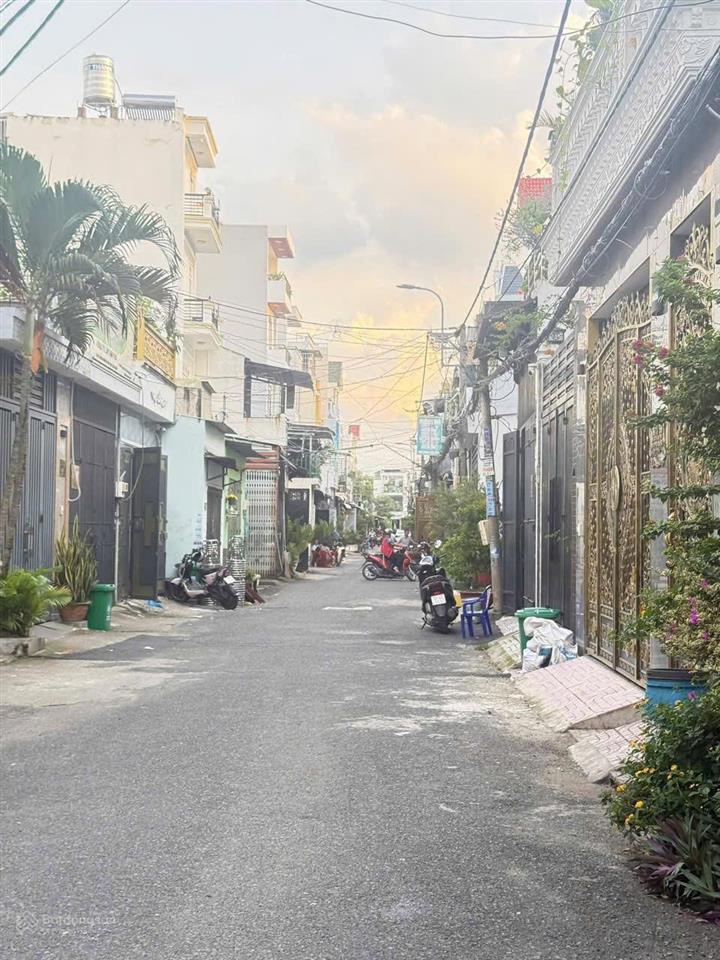 Ban nha 3 lâu xe hơi phương 9 go vấp diện tích 4 x13 gia giảm con 6,58 ty