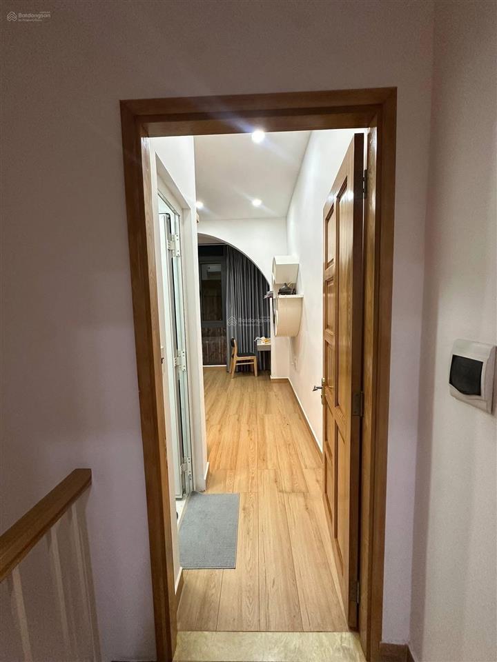 Ban nha chinh chu đang ở phường 11 go vấp diện tích 4 x10 gia 4,9 ty