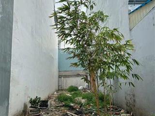 Cần sang nhượng lô đất thổ cư.100%..hẻm xe hơi..hiệp thành 13..cách chợ ht400m,,dt4x18m cn66m