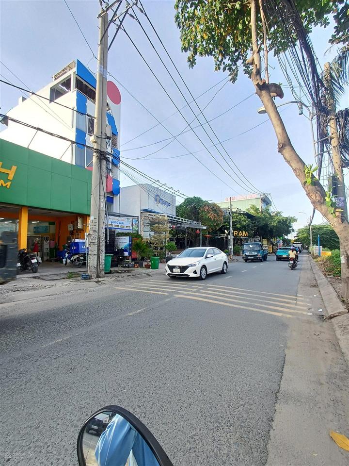 9,6 tỷ 10m* 17m đất mặt tiền buôn bán sát các trường học tl29 phường thạnh lộc quận 12