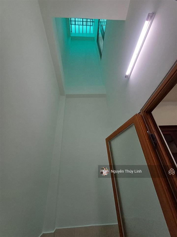 Nhà phố ngã tư ga thạnh xuân  quận 12 (hà huy giáp  tô ngọc vân 300m)