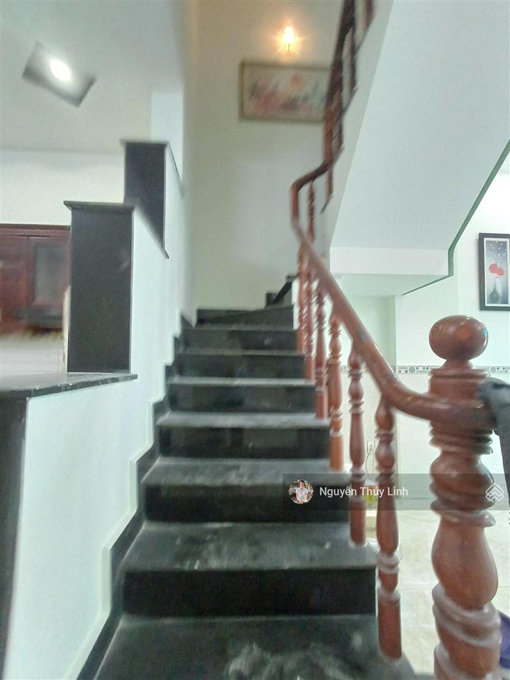 Nhà phố ngã tư ga thạnh xuân  quận 12 (hà huy giáp  tô ngọc vân 300m)