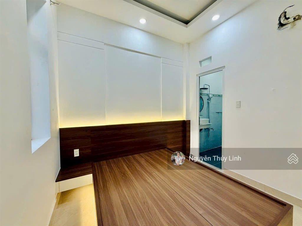 Nhà mặt tiền đường nhựa thông xe tải tx33  phường thạnh xuân  quận 12