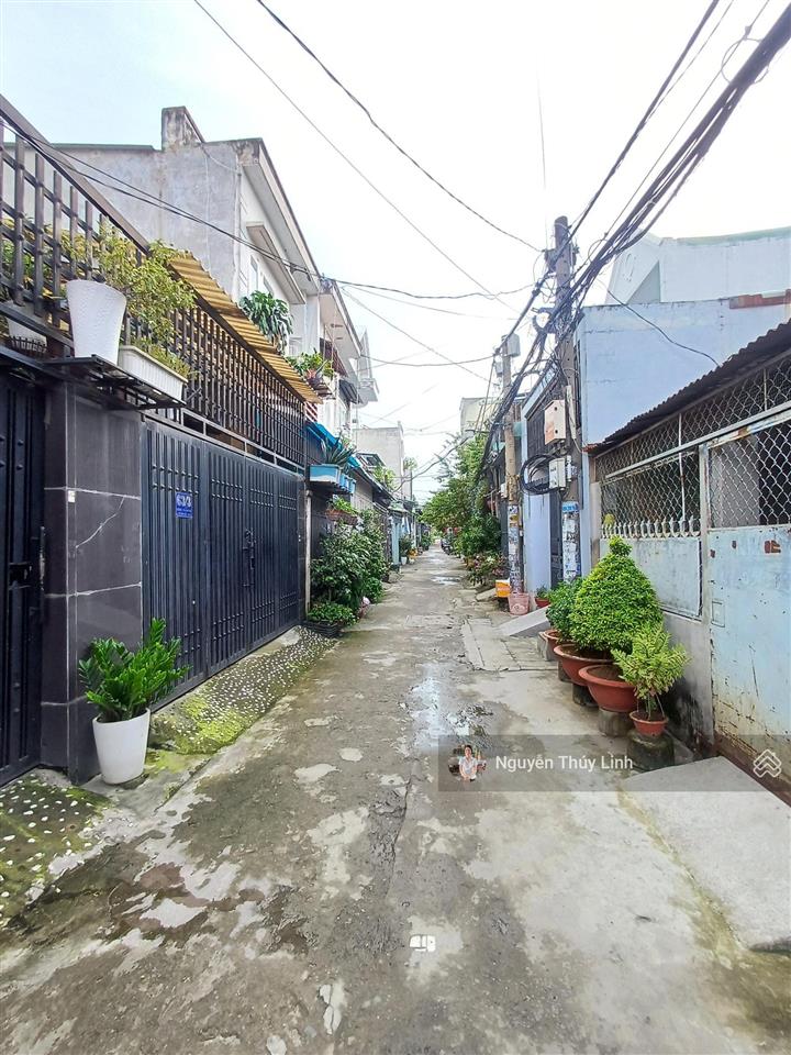 3,75 tỷ nhà tl29 ngã tư ga 1km phường thạnh lộc quận 12