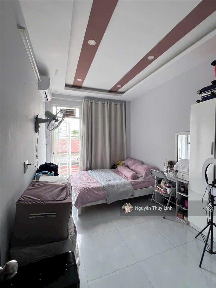 3,75 tỷ nhà tl29 ngã tư ga 1km phường thạnh lộc quận 12