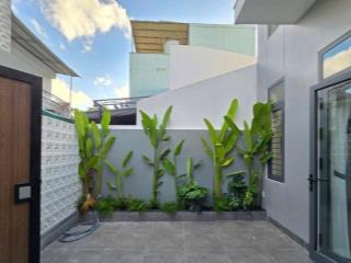Nhà mê lửng đúc sân vườn kiệt thẳng Trường CHinh