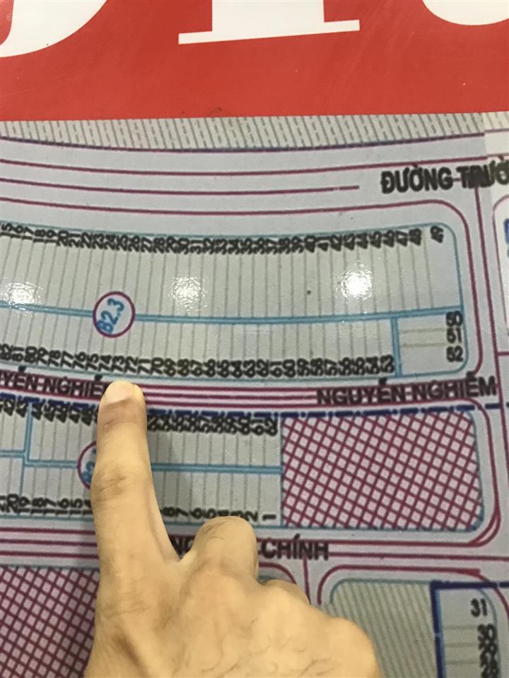 Bán lô nguyễn ngiễm dt 102,5m2 dt 102,5m (5x20,5m) giá đầu tư 5ty8 có tl . 0914 433 ***.