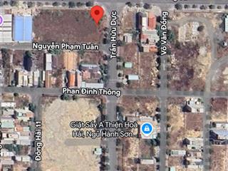 Bán lô 3 mặt tiền trường sa, trần hữu dực, phan đình thông dt 2416m2 giá 65tr/1m2.  0912 777 ***