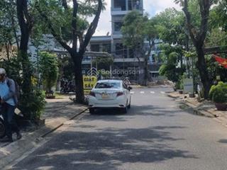 Bán lô đường nguyễn tạo khu làng đại học dt 200m2 (8x25m) giá bán 9tỷ3.  0912 777 ***