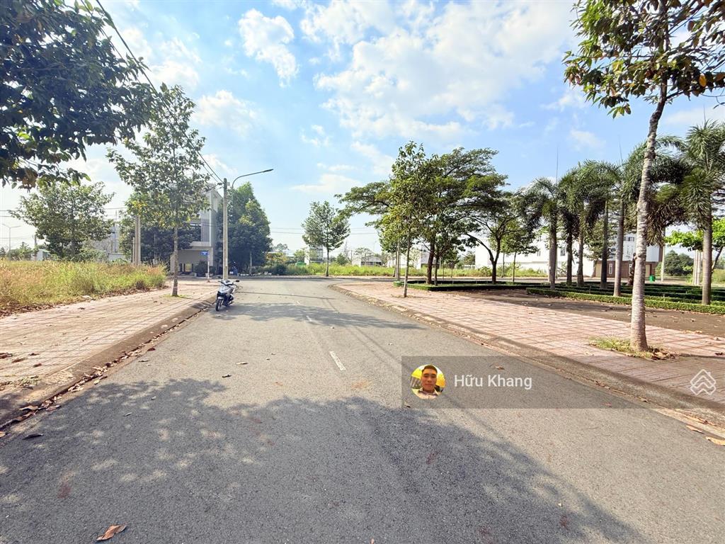 D2d lộc an  cặp 180m2 ngang 10m đối diện cv  gần ngay dt769 kinh doanh thuận tiện  0908 862 ***