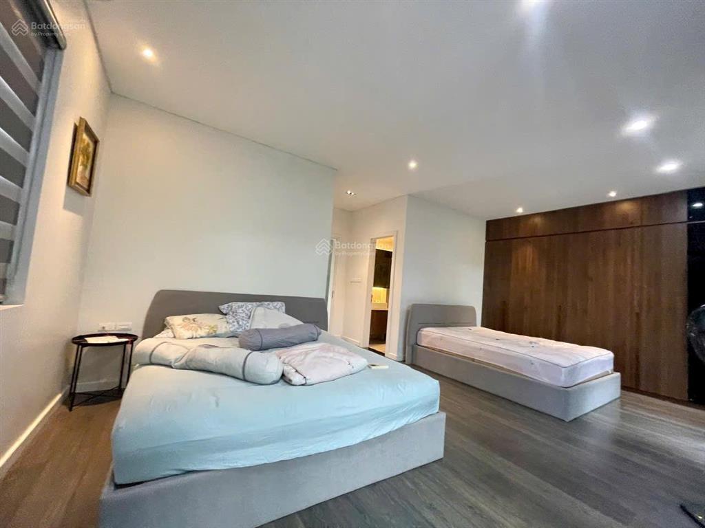 Cần bán gấp biệt thự harmony bên hồ điều hoà , đã hoàn thiện đầy đủ nội thất