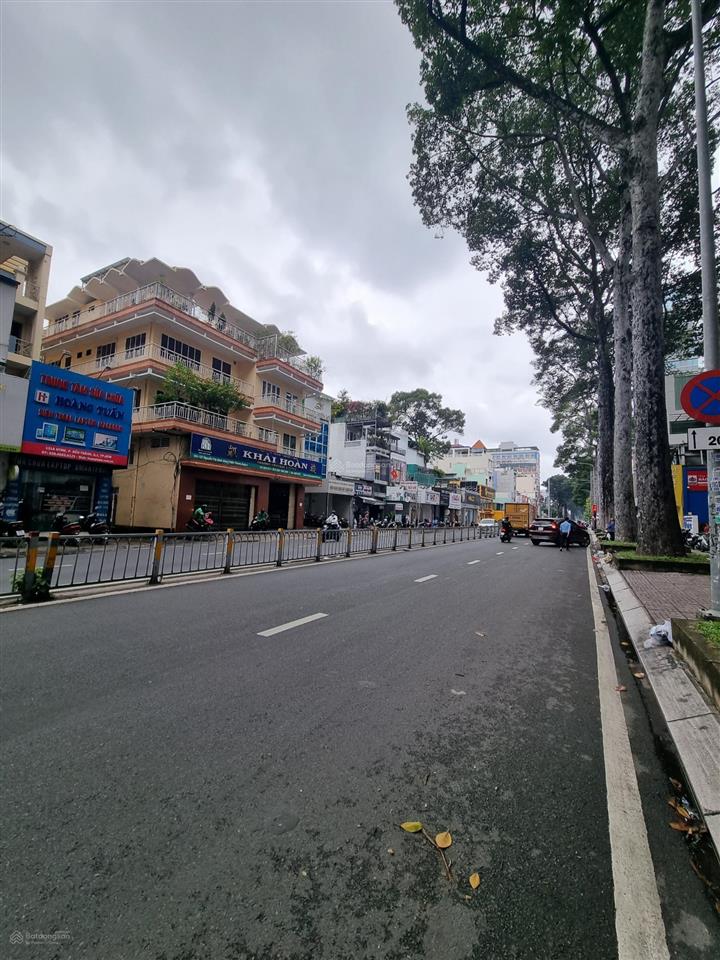 Thông tin thật 100% mặt tiền võ thị sáu, p. 6, q. 3  diện tích 14x25m công nhận 350m2