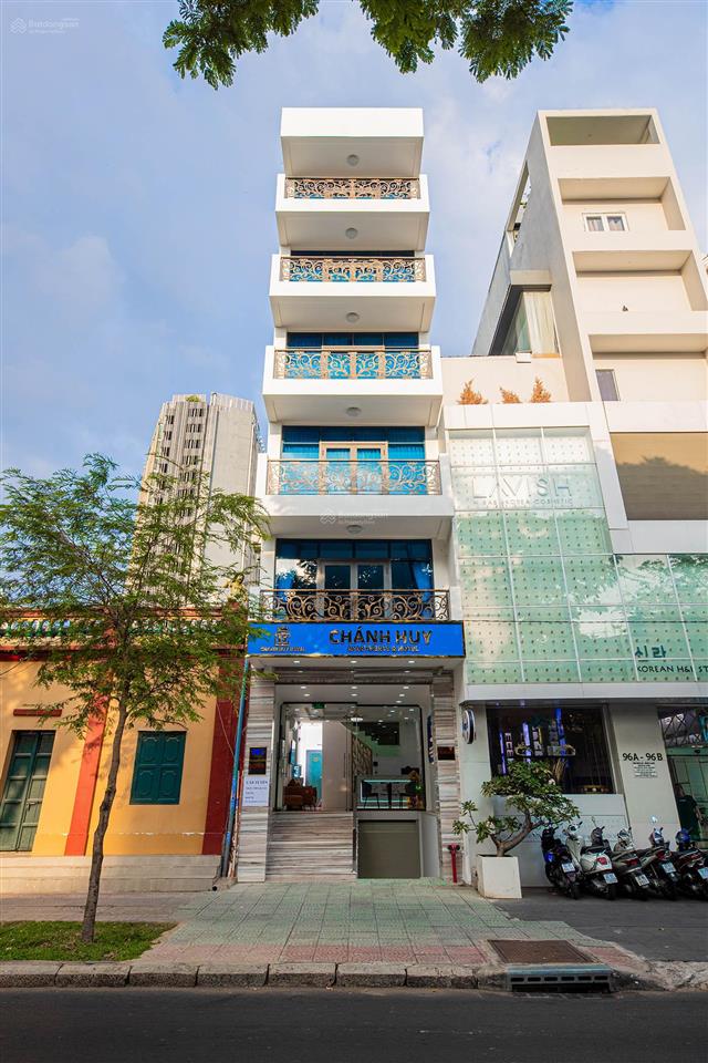 Khan hiếm tòa nhà mặt tiền nam kỳ khởi nghĩa, bến nghé dt 8x22m cn 172m2  hầm 8 tầng chỉ 140 tỷ
