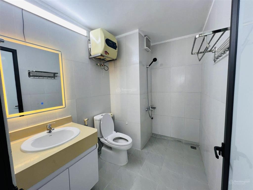 Gia đình em cắt lỗ bán căn hộ 3pn tầng 8 tòa ct8d dương nội, hà đông full nội thất hướng đông nam