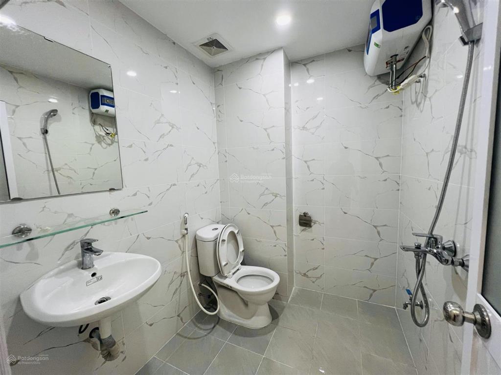 Em chính chủ bán nhanh căn hộ 2pn toà b tân việt đức thượng full nội thất như hình.sẵn sổ giao dịch