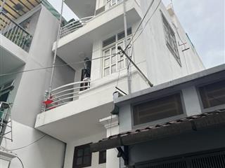 Hẻm nhựa rộng 4m thoáng, sạch đẹp ra trần xuân soạn 3 phút.