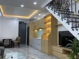 Bán nhà 2 tầng full nội thất, đường lâm văn bền phường tân kiểng, dt 40m2, giá 5,xtỷ shr