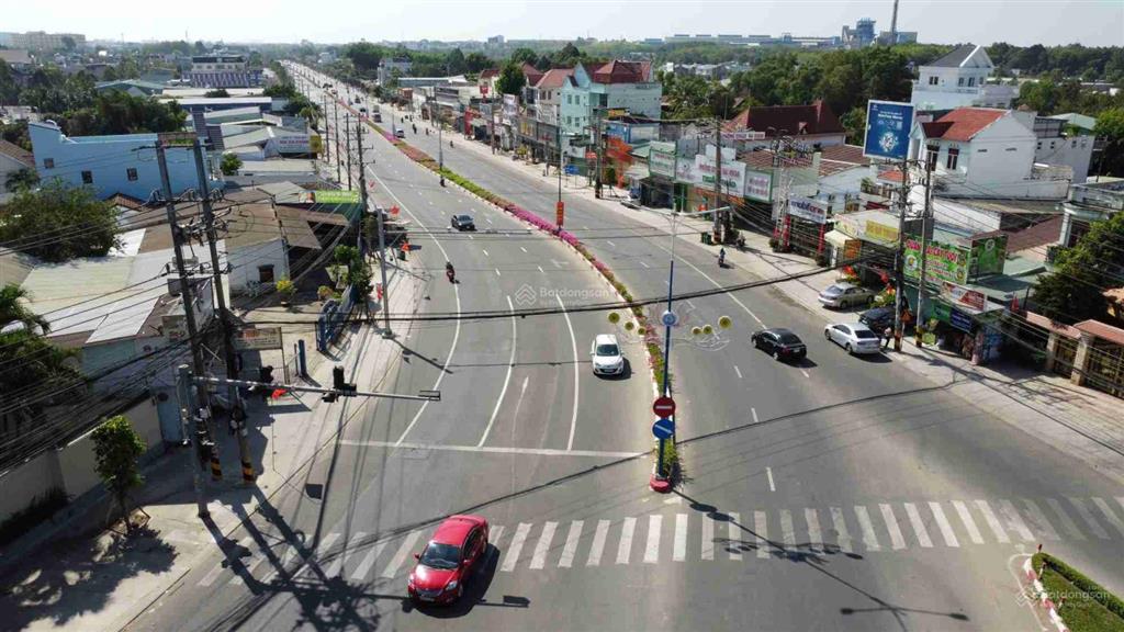 Bán nhà mặt tiền quốc lộ 13, phường mỹ phước, tp bến cát, bình dương, 8x20m giá 4,5 tỷ