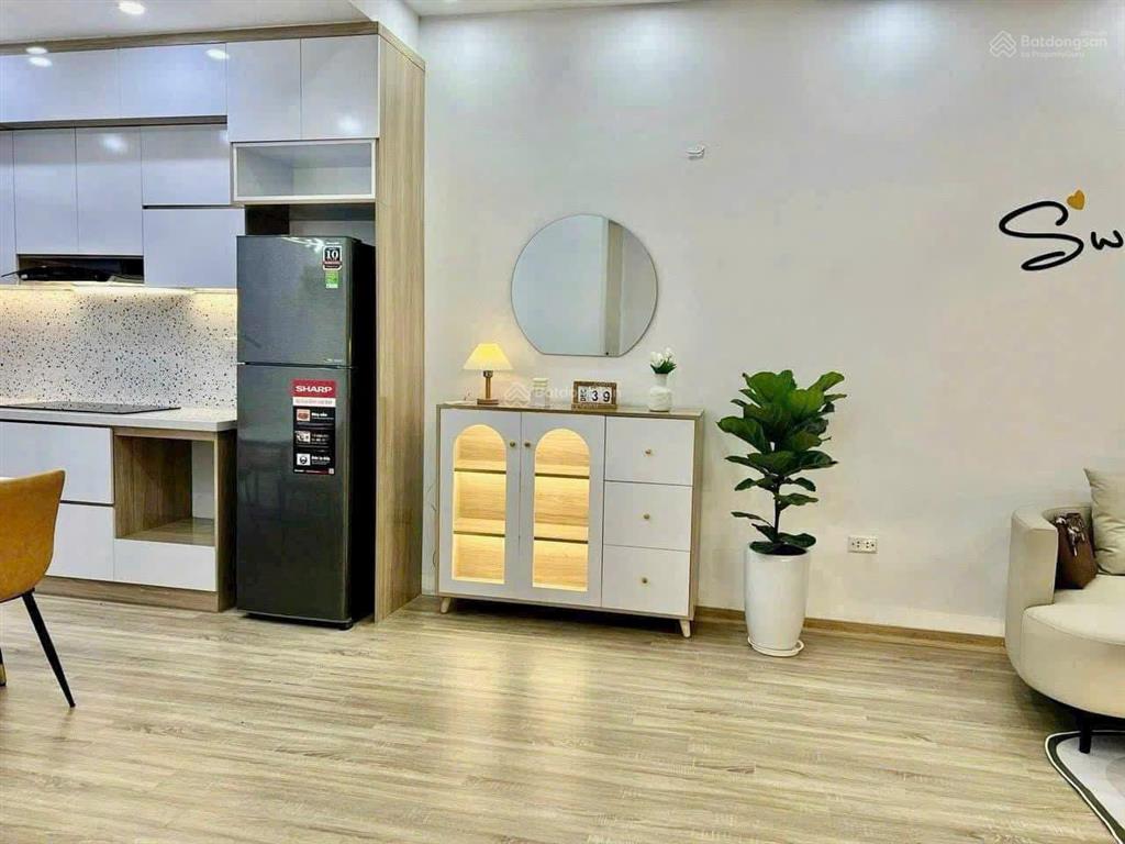 Cho thuê căn 2 phòng ngủ hh3 linh đàm dt 67m², full nội thất mới tinh, view mát mẻ, giá 9tr/tháng