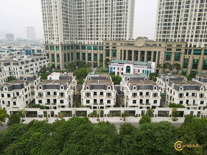 Bán lô góc t1, 3 mặt thoáng, nội khu, sát thang máy, đang cho thuê 1,3 tỷ/năm hđ 8 năm, sổ lâu dài