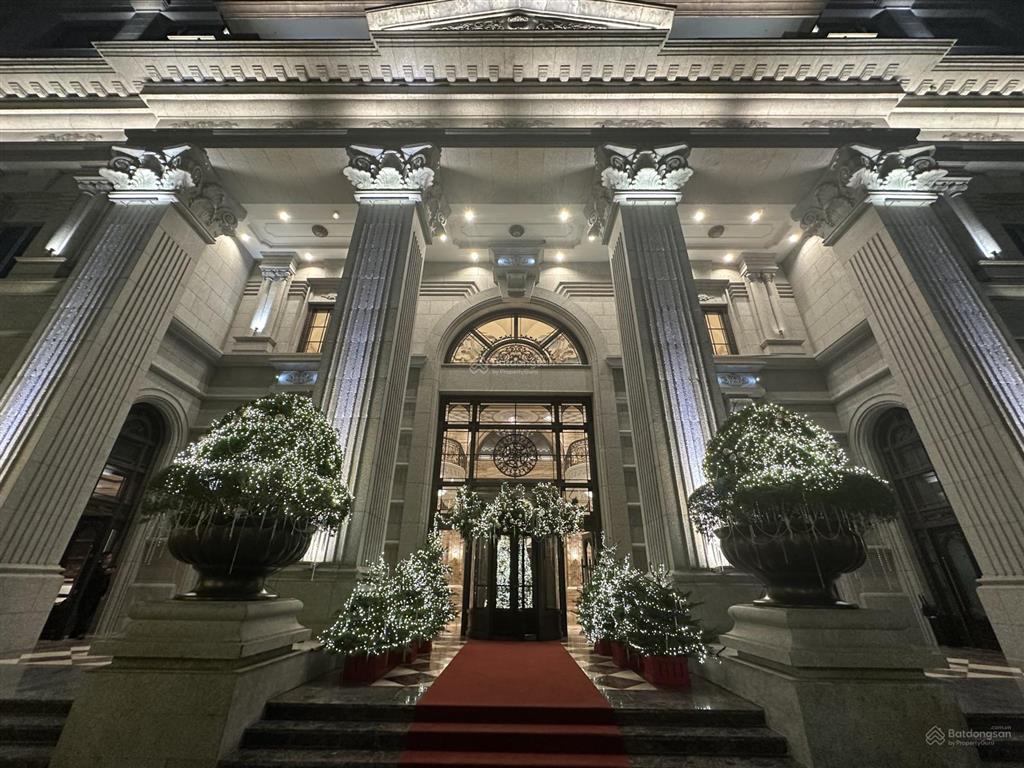 Căn 3 ngủ view hồ tây đẹp nhất, hướng bắc và đông, ck 11% gtch, tặng 8 năm pdv, slot ô tô định danh