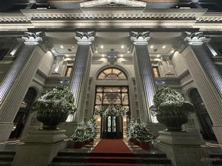 Căn 3 ngủ view hồ tây đẹp nhất, hướng bắc và đông, ck 11% gtch, tặng 8 năm pdv, slot ô tô định danh