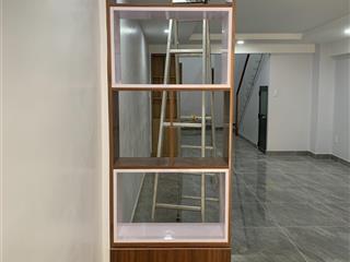 Giảm 500 triệu bán gấp căn hộ 85m2 chung cư q5