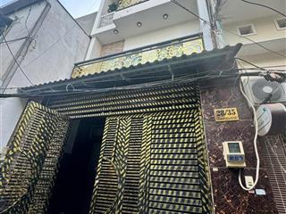 Giảm 300 triệu nhà đẹp 1 trệt 2 lầu đường số 2