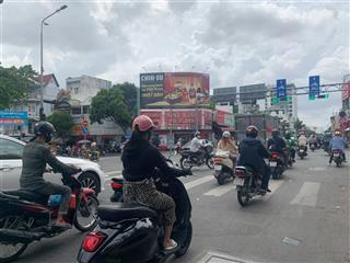 Giảm 1tỷ bán nhà mặt tiền hẻm xe hơi  gần ngay ngã tư nguyễn thái sơn  phan văn trị