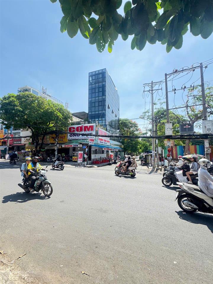30 tỷ giảm còn 22 tỷ bán gấp nhà 2 mặt tiền lê đức thọ, 1 trệt 4 lầu