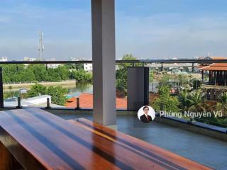 Bán nhà 4 tầng  view sông  góc 2 mặt tiền giảm từ 16,5 xuống còn 13,5